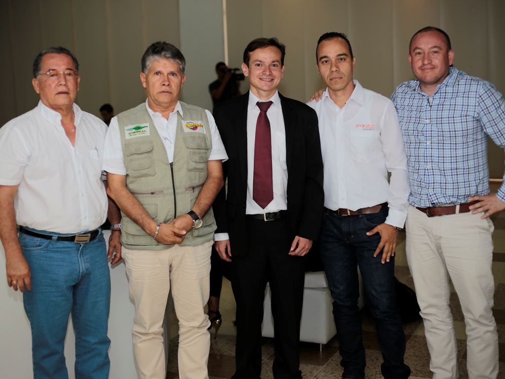 Julián Cabrera, Juan Carlos González, Andrés Díaz, Ricardo González y Robinson Álvarez.